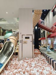 -奈尔宝·儿童乐园·亲子餐厅(华采天地店)