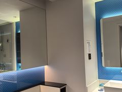 -珠海拱北口岸智选假日酒店