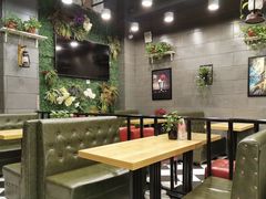 -愉肴麻辣香锅(中山路店)