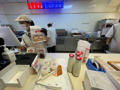 -红星前进面包牛奶公司(君太店)