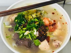 -文山荷鲜居(翠湖店)