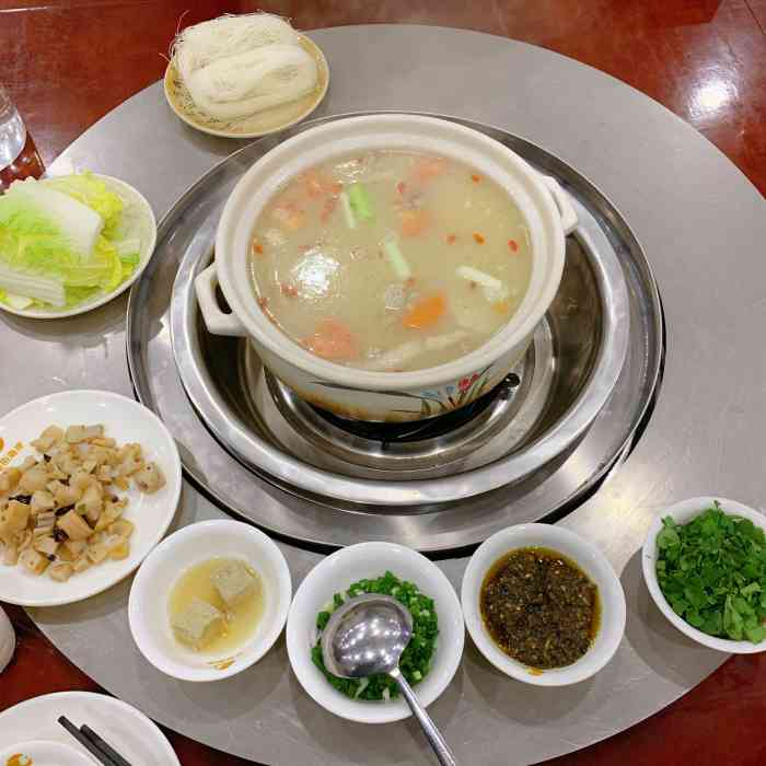 宜希藕王养生汤(龙洲湾店)-"李老师说胃不舒服,今天适合喝汤.藕王汤.