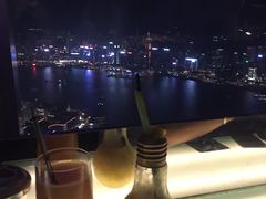-OZONE 顶楼酒吧(香港丽思卡尔顿酒店)