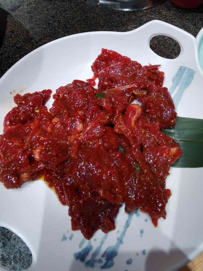 齐道牛烤肉平谷店今天试营业了开业有优惠哈首先环境特别好干净整洁