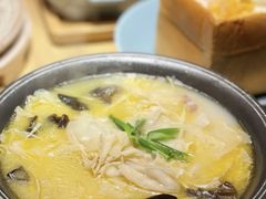 -蜜桃餐厅·伴山(湖滨商业街店)