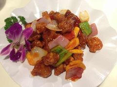 菠萝咕咾肉-新大咀港式茶餐厅(宝山万达店)