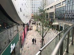 -杭州滨江宝龙城