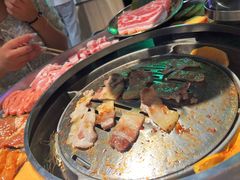 秘制开片五花肉-哈哈碳都·牛肋条无限自助烤肉(宝龙店)