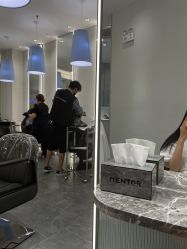 -Mentor Hair Salon