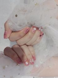 -UGIRL有个美甲
