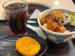 鲜蔬煎鸡肉丼-吉野家(上海美罗城店)