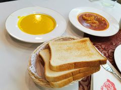 烤切片白面包-小白桦西餐厅