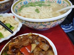 -金杨拉面王小吃面馆·牛三宝面·红烧牛肉粉