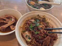 -佬钱湾仔(衣裳街店)