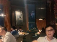 -沪小胖小龙虾(淮海中路旗舰店)