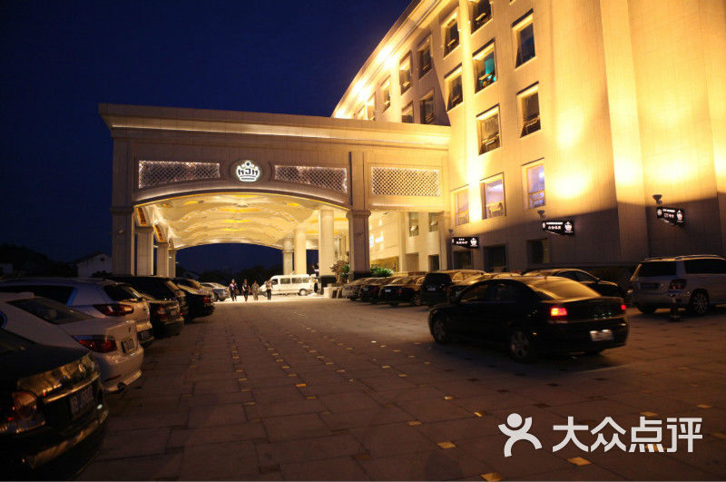慈溪白金汉爵大酒店