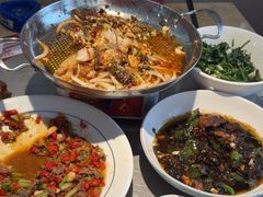 -陈大锅·岳阳鱼馆·地道岳阳菜(美食街店)