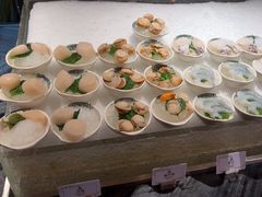 -雍容荟帝王蟹活龙虾展台自助(IFS黑金店)