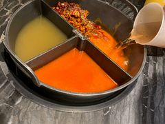 -热火朝天鲜切牛肉火锅(南强街巷店)