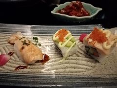 火烧三文鱼厚卷-曙亚洲餐厅-重庆富力艾美酒店(南坪万达广场店)