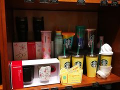 零售区-星巴克臻选(北京银泰店)