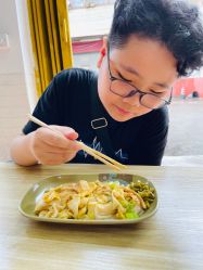 -首脑美发沙龙