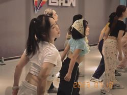 点击看大图 -ISHOW爱秀爵士舞蹈