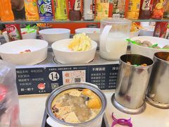 -烫煮风旋转涮吧自助小火锅(洪楼大润发店)