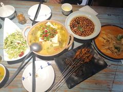 -六福烧烤酒馆(秦隆步行街店)