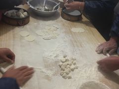 -老汪猪头肉春饼店