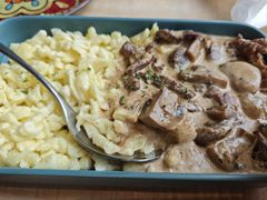 兰巴赫招牌面筋配牛肉口蘑-LENBACH兰巴赫西餐啤酒坊(大连东港店)