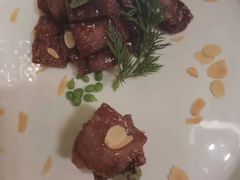 -贝勒爷·酥不腻烤鸭