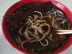 -小龙大肉面馆