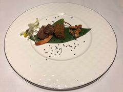 前菜拼盘：醉虾、卤牛腱、烤麸、蜜汁核桃-Yan Ting 宴庭中餐厅(上海静安瑞吉酒店)