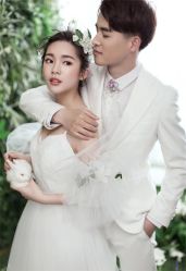 -巴黎恋人婚纱摄影(东莞总店)