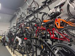 -道路口单车爱瓦士dahon大行