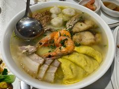 老浦东蒸三鲜-老人和饭店(打浦路店)