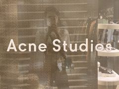 -Acne Studios(芮欧百货店)