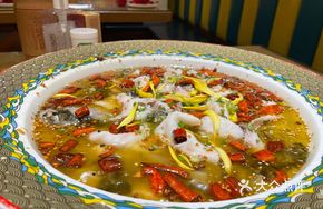 Chrysanthemum Sour Cabbage Fish