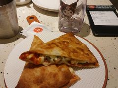 -必胜客(WOW中心城店)
