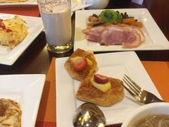 -岘港皇冠假日酒店