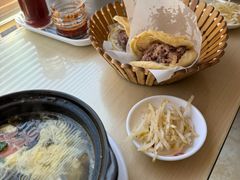 -闫家驴肉老店(华电一校店)