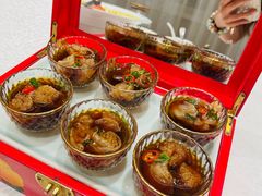 -品海楼·大连海胆锅贴馆(东港店)