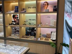 -吴良材眼镜(美罗城店)