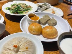 王牌蟹粉灌汤包-苏小柳手作点心(控江旭辉分院)