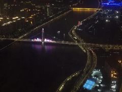-广州塔卢特斯法国旋转餐厅