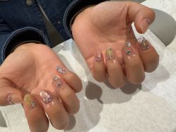 -丽心自助美甲美睫