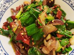 腊肉炒蒜苗-富正毅三下锅·湘西韵味(天门山索道店)