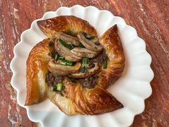 -VERIE BAKEHOUSE