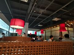 大堂-北院·果木烤鸭·25年东北菜(创意产业园店)